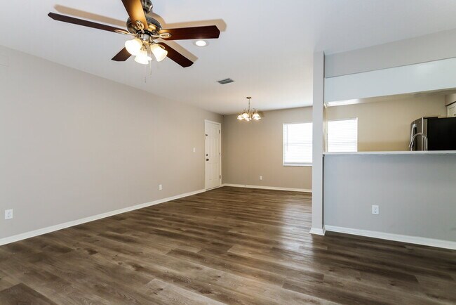 Photo - 9804 N Connechusett Rd