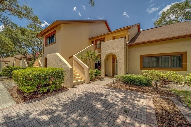 Photo - 8105 Bardmoor Pl Unidad 203F