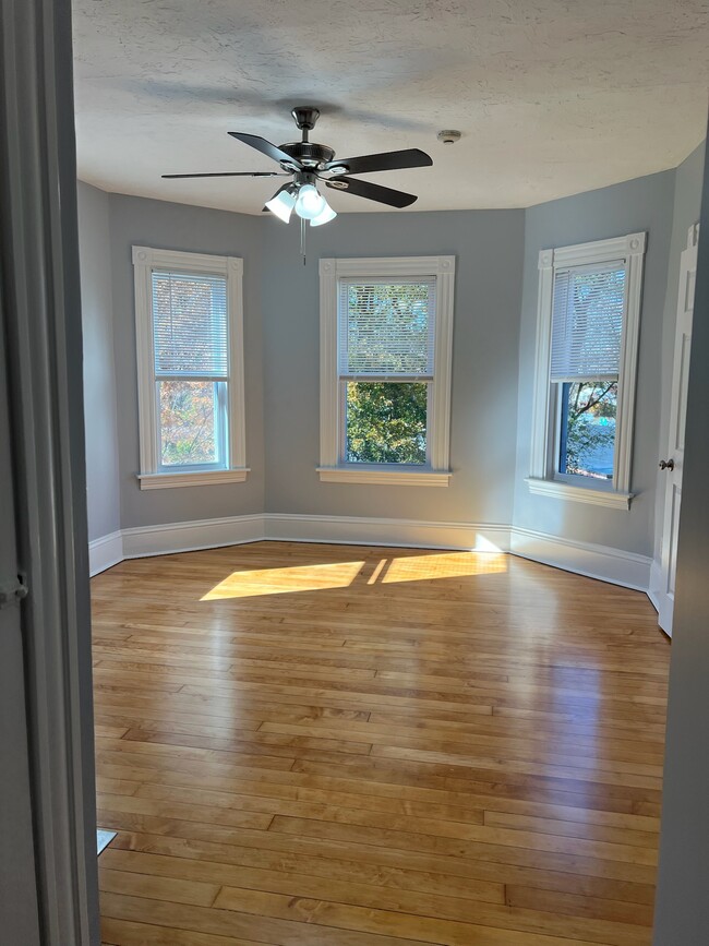 LIVING ROOM - 28 Paine St Unit 2 R