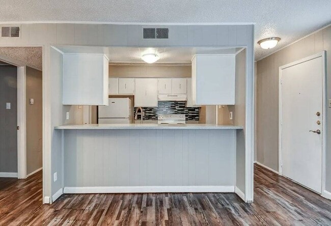 Kitchen Bar