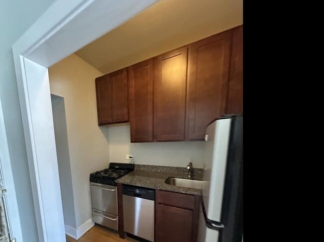 Photo - 0 bedroom in Chicago IL 60610 Unit STU