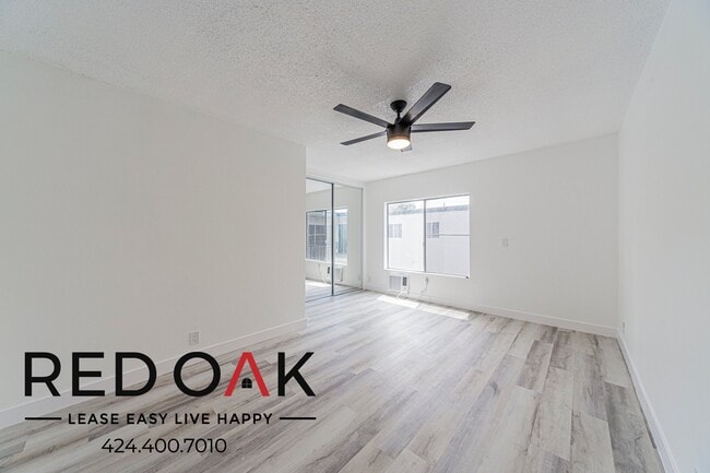 5233 Tilden Ave Unit 10