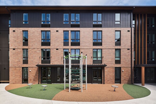 Crescent Court