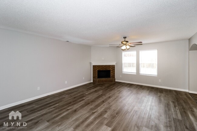 Photo - 4595 Orange Tulip Dr