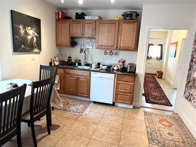 Photo - 128 Cedar St Unit 1