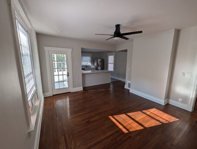 Photo - 2145 Slane Ave Unidad 2145 Slane Ave Apt #2