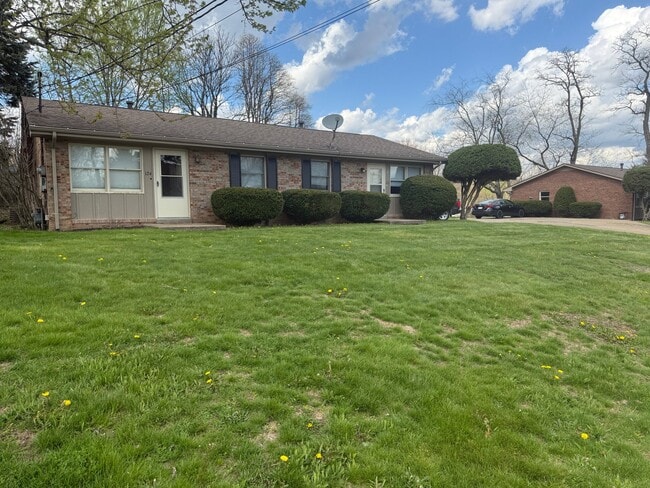 Building Photo - 124 Bennett Blvd