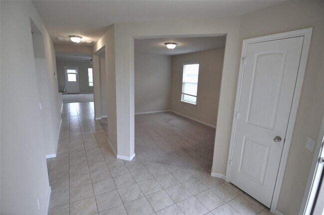 Photo - 106 Leona River Trl Casa