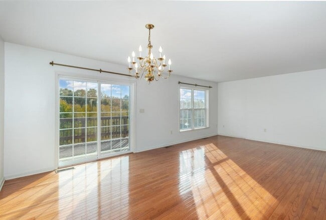 Photo - 1172 Heron Ct