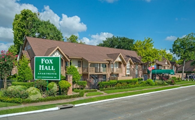 Fox Hall Apartments