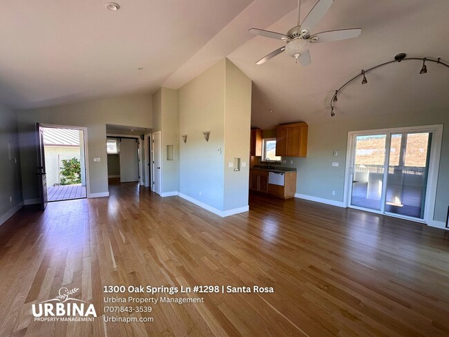 Photo - 1300 Oak Springs Ln