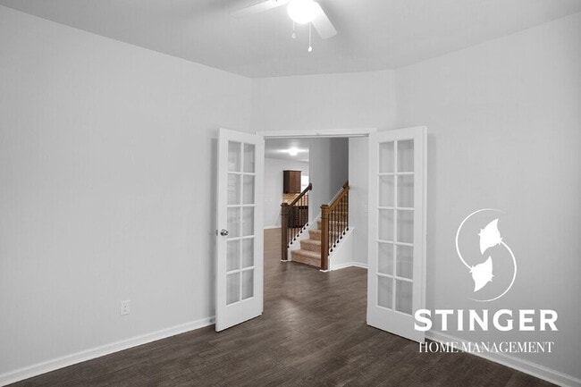 Photo - 108 Saluda Way