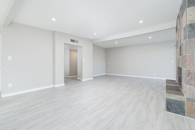 Photo - Stunning 3-Bedroom Home in Prime Glendale Location