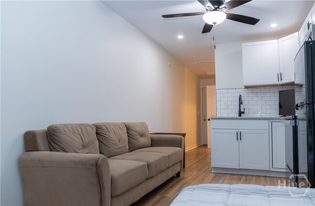 Photo - 217 Wesley St Unit B