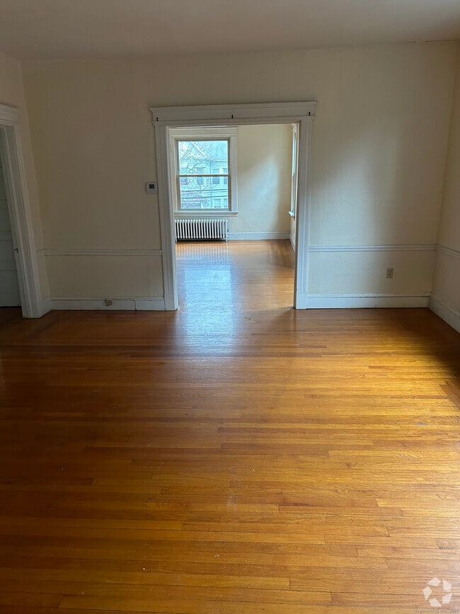 Building Photo - 787 Elm St Rental