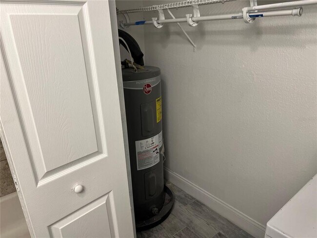 Photo - 920 Maydell Dr