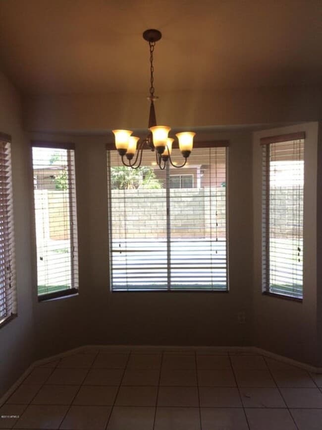 Photo - Charming 3 bedroom home in Glendale with NO HOA!!!