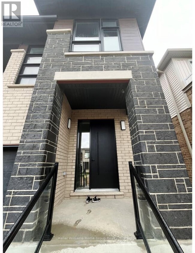 Photo - 10 Shaded Crk Dr