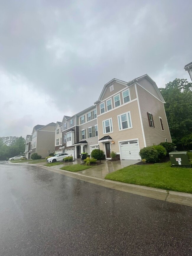 Beautiful home in Clearfield Oaks - Beautiful home in Clearfield Oaks