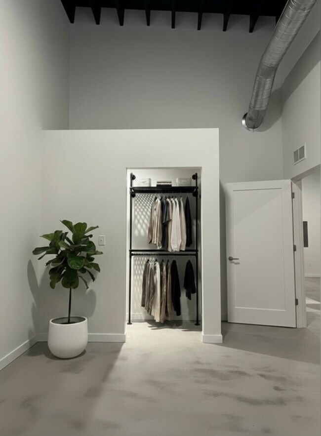 Photo - 77 W 3rd St Unidad 202