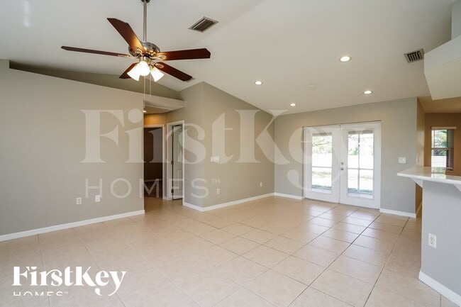 Photo - 2912 SW 2nd Ave