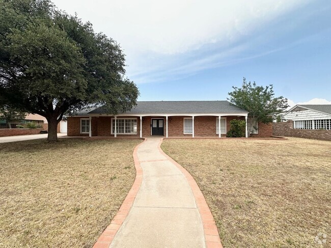 Building Photo - 3 Bed 2 Bath Located In The Heart Of Midland Rental