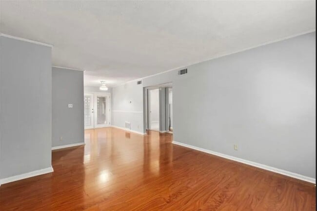 Photo - 1822 N Rock Springs Rd NE Unit 7