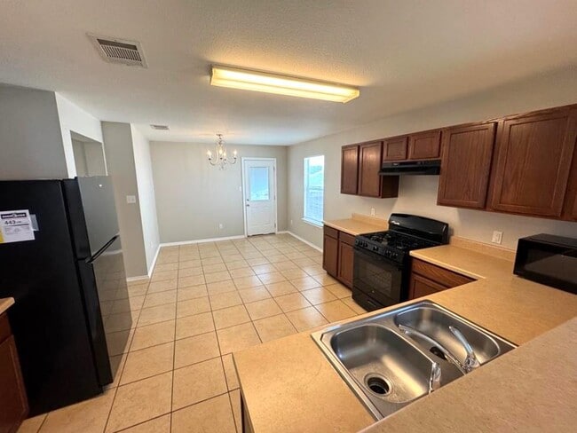 Photo - 6733 Plains Crest Dr
