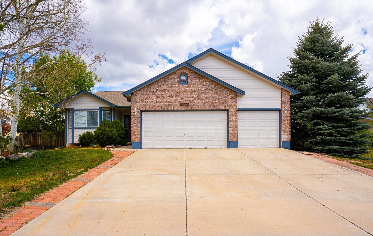 Photo - 5704 Huerfano Dr (Colorado Springs, CO)