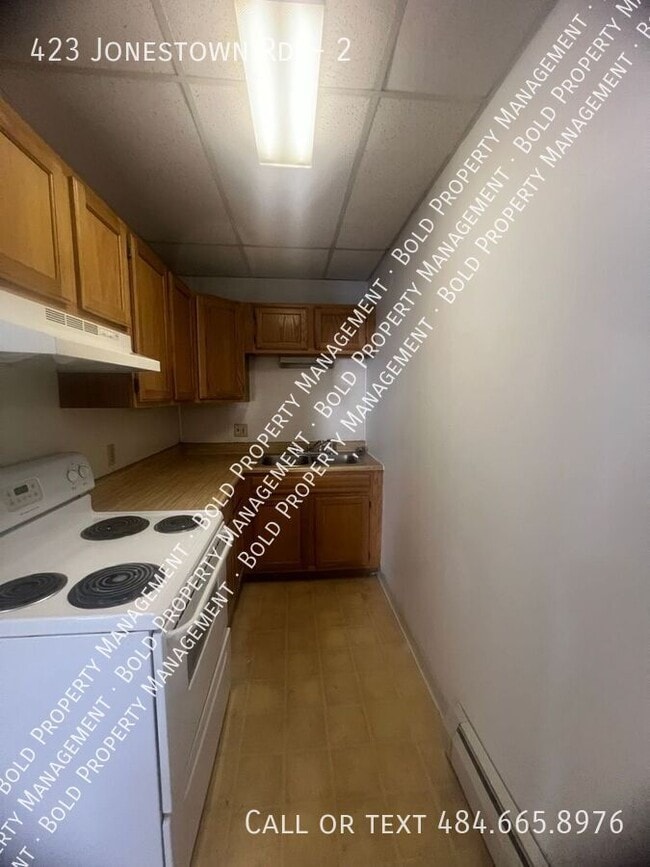 Photo - 423 Jonestown Rd Unit 2