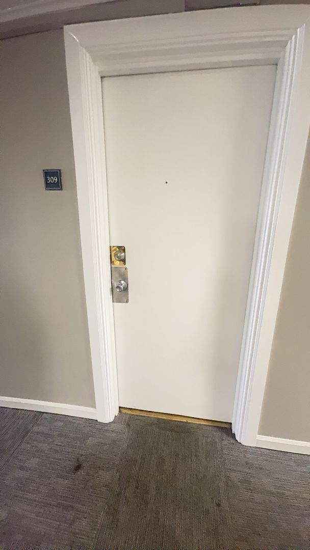 Photo - Flexible lease length at a great price! Secure this unit for 6, 12 or 18 months @ $1100/month!! M...