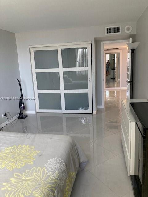 Photo - 251 174th St Unidad 1616