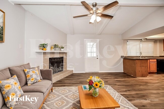 Photo - 903 Cypress Ct