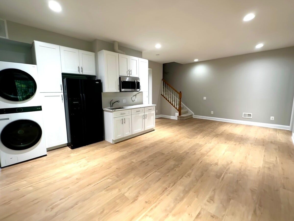 Photo - 42668 Keiller Ter