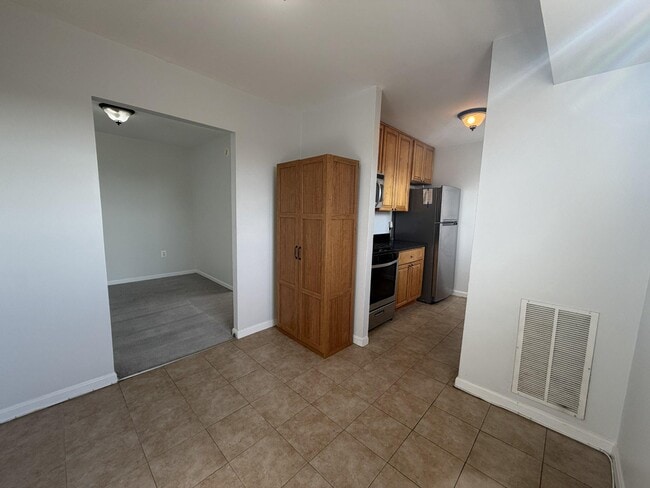Photo - 430 N Armistead St Unit 302