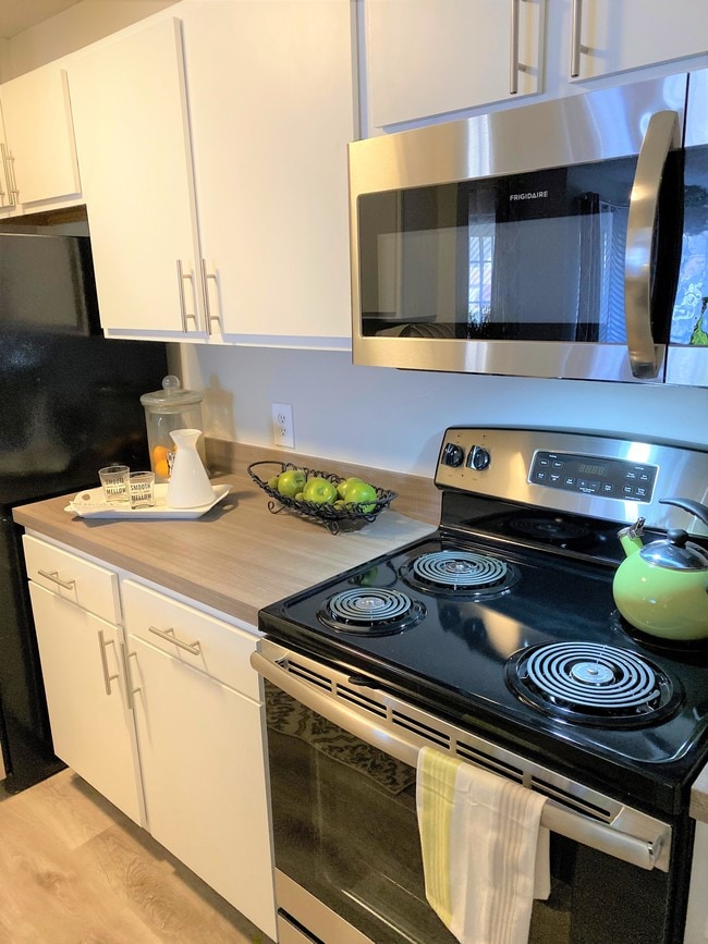 Merritt Station Apartments For Rent in Meriden, CT