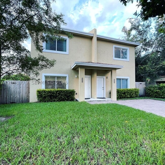 Building Photo - 1531 NW 55th St Unit 1531