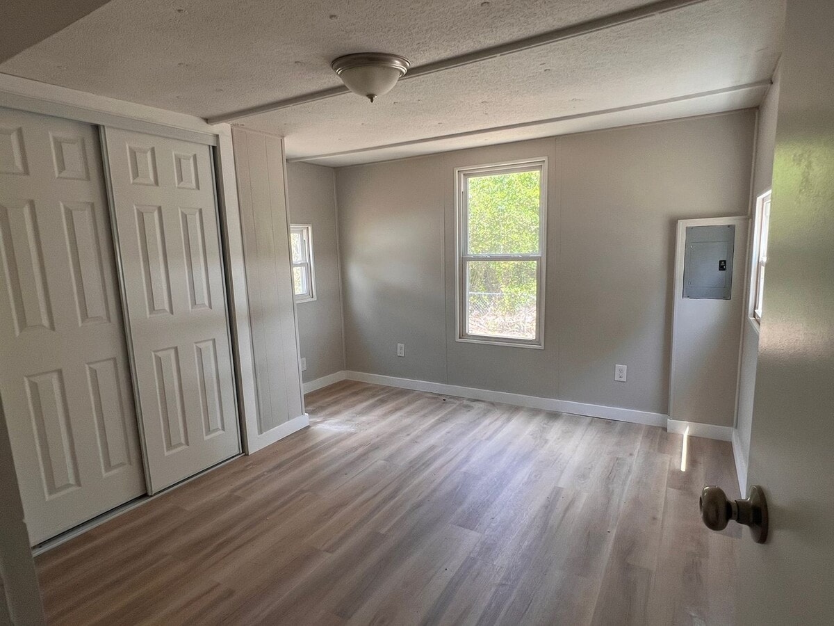 Photo - Welcome Home to Silver Lake Unidad Lot 8.2