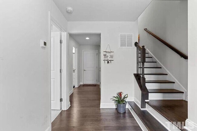 Photo - 1030 Brownsmith Dr