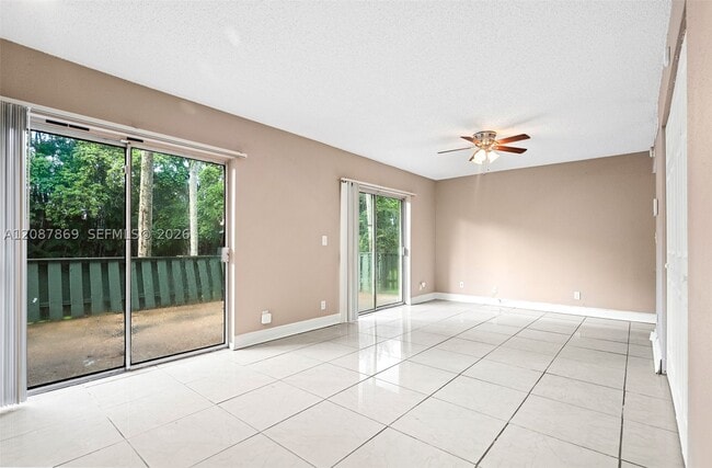 8913 NW 28th Dr Unit D