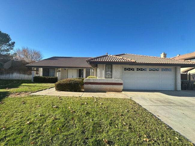 Spacious Rancho Vista Home With RV Access - Spacious Rancho Vista Home With RV Access