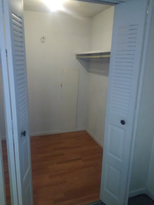 Photo - 300 Smithfield Rd