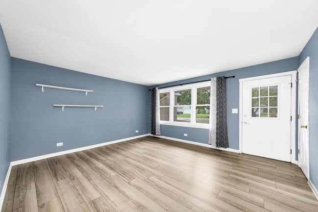 Photo - 1529 Ronzheimer Ave