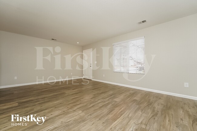 Photo - 10123 Elm Ct