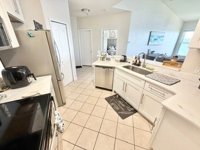Photo - Maitland - 2 Bedroom, 2 Bathroom - $1,950.00