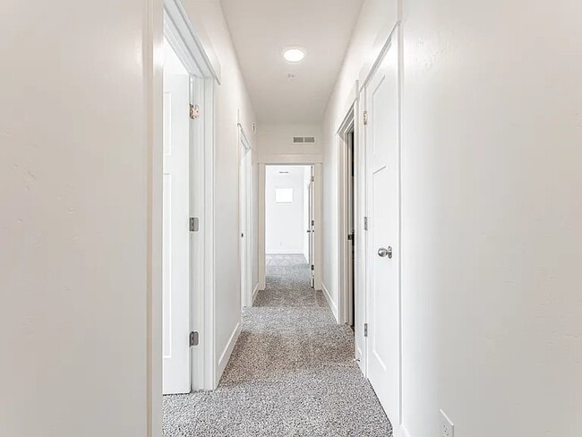 Photo - 13714 S Hanley Ln Unit 301