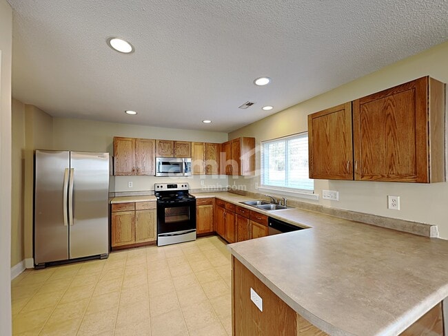 Photo - 6017 Namozine Ct