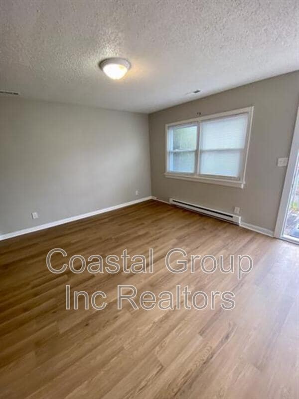 Photo - 9533 19th Bay St