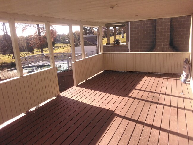 Photo - 2114 Marker St