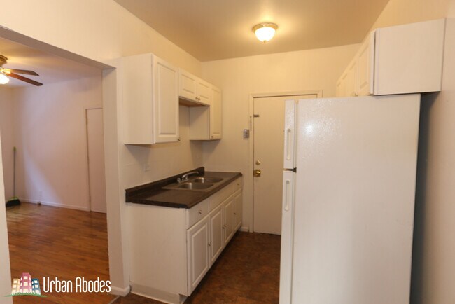 Photo - 933 W Sunnyside Ave Unit 1N
